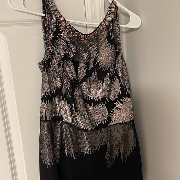 Gown - Picture 2 of 3